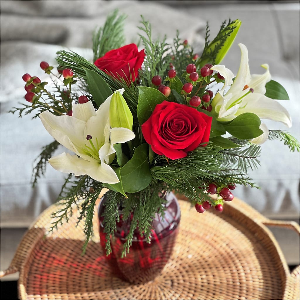 Evergreen Delight Bouquet –  Peonies Plants On Main, Woodruff SC