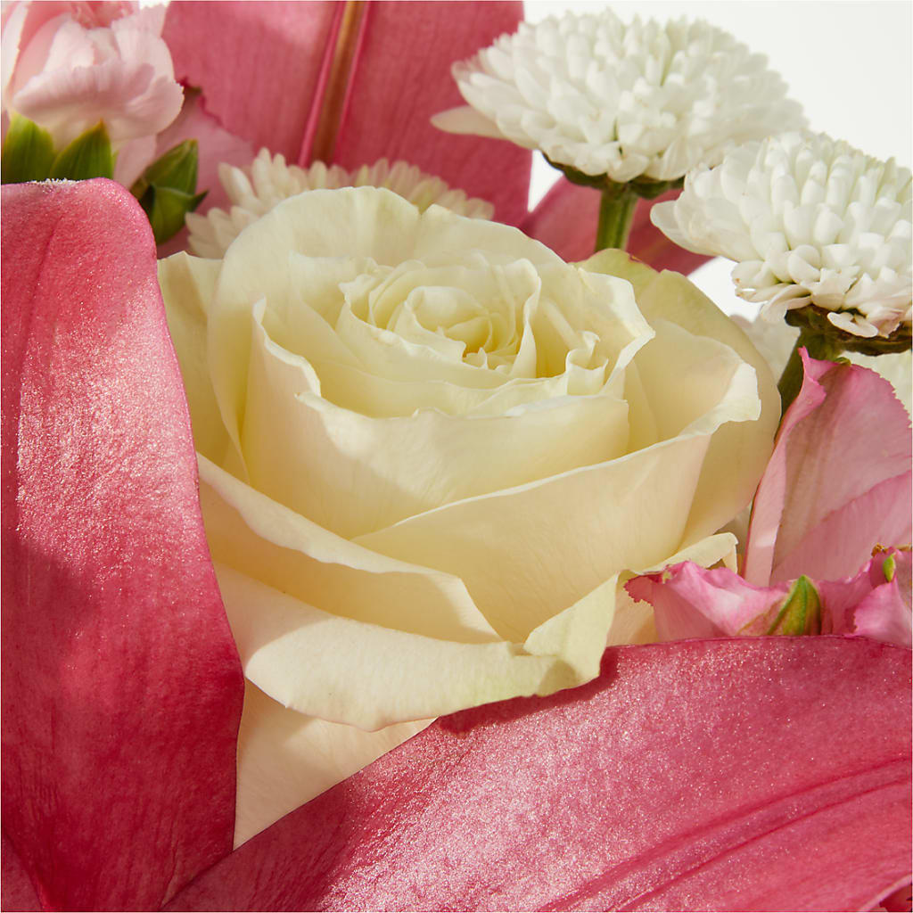 Piece of Cake Bouquet –  Peonies Plants On Main, Woodruff SC